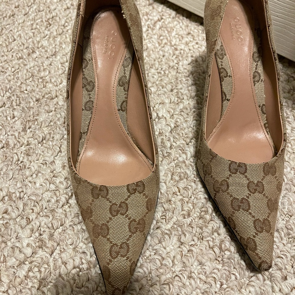 Gucci heels